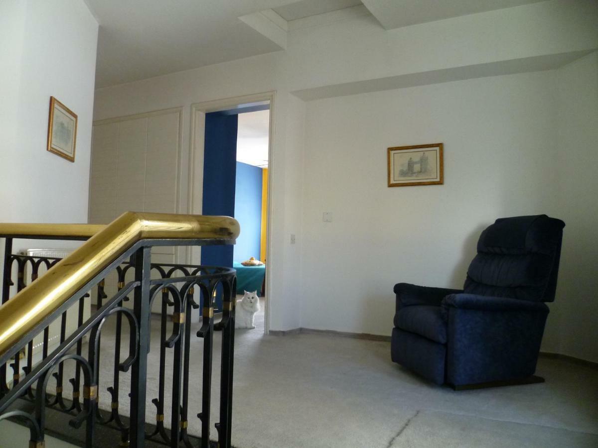 Double Room With Ensuite Bathroom At Datacom Building Λευκωσία Εξωτερικό φωτογραφία